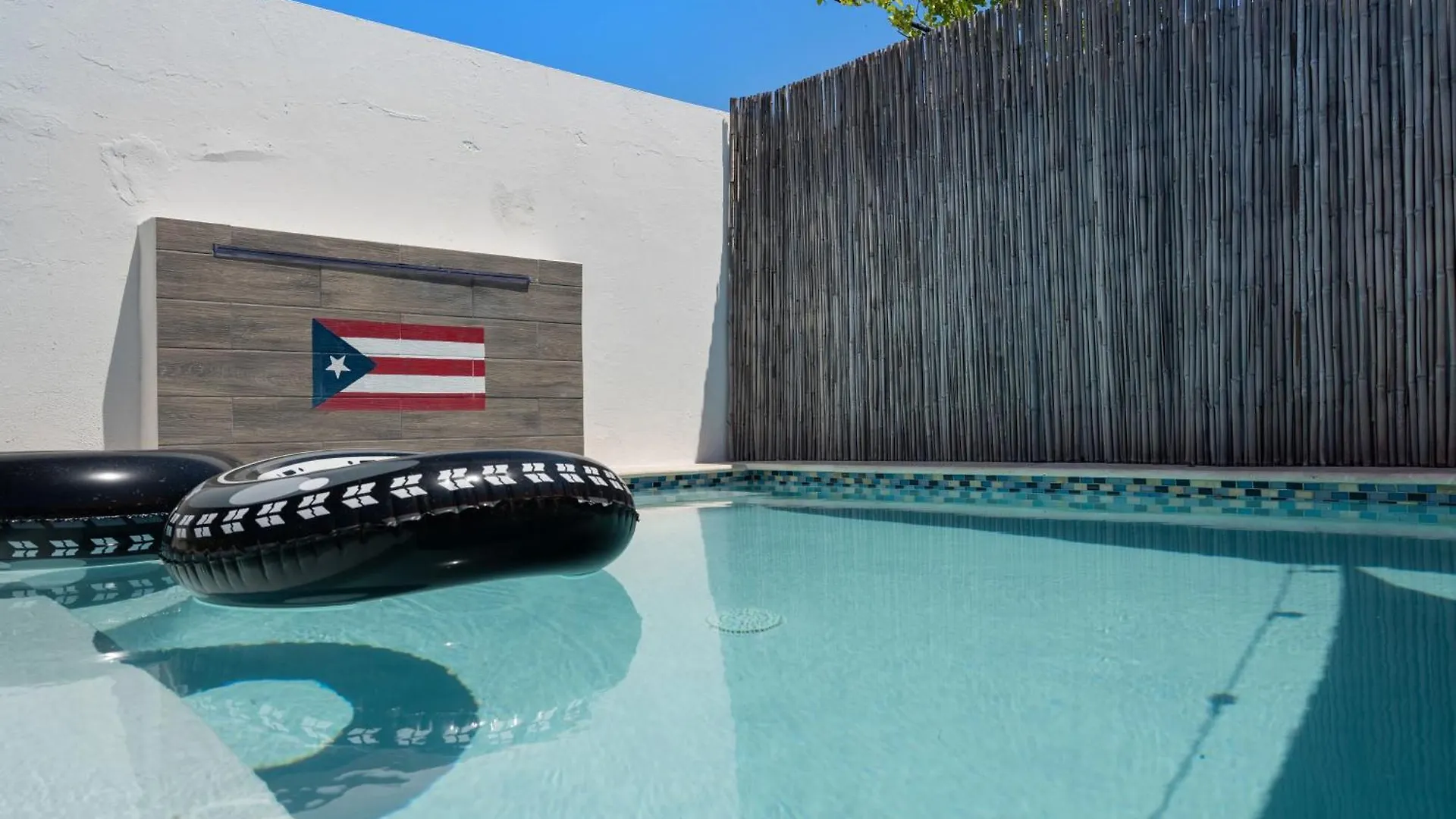 Pool House By Isla Verde Beach Home San Juan
