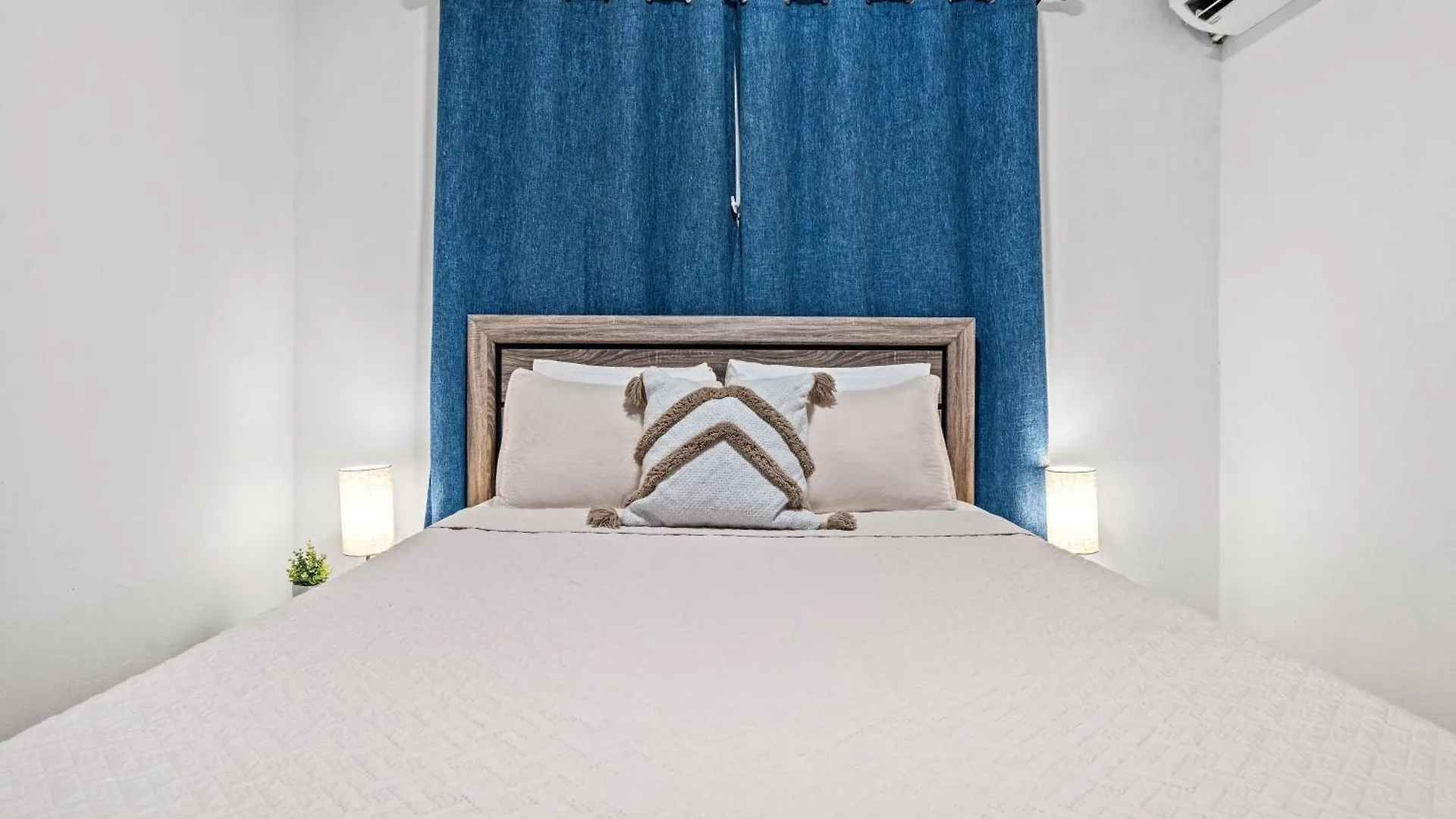 Pool House By Isla Verde Beach Home San Juan Holiday home